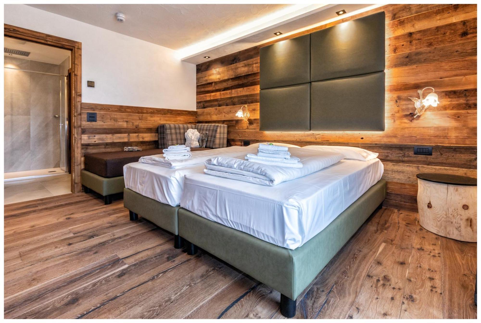 Hotel Arnika Wellness Passo San Pellegrino Exterior photo