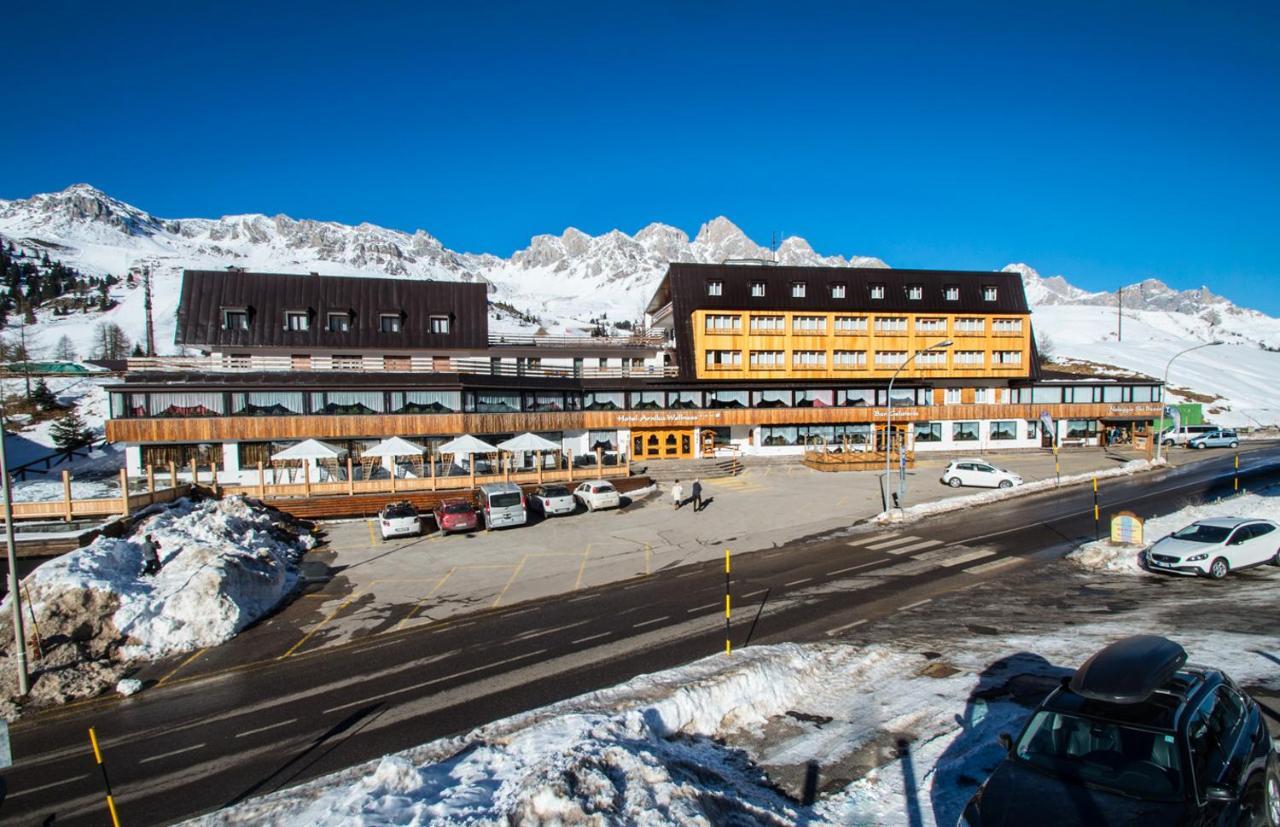 Hotel Arnika Wellness Passo San Pellegrino Exterior photo
