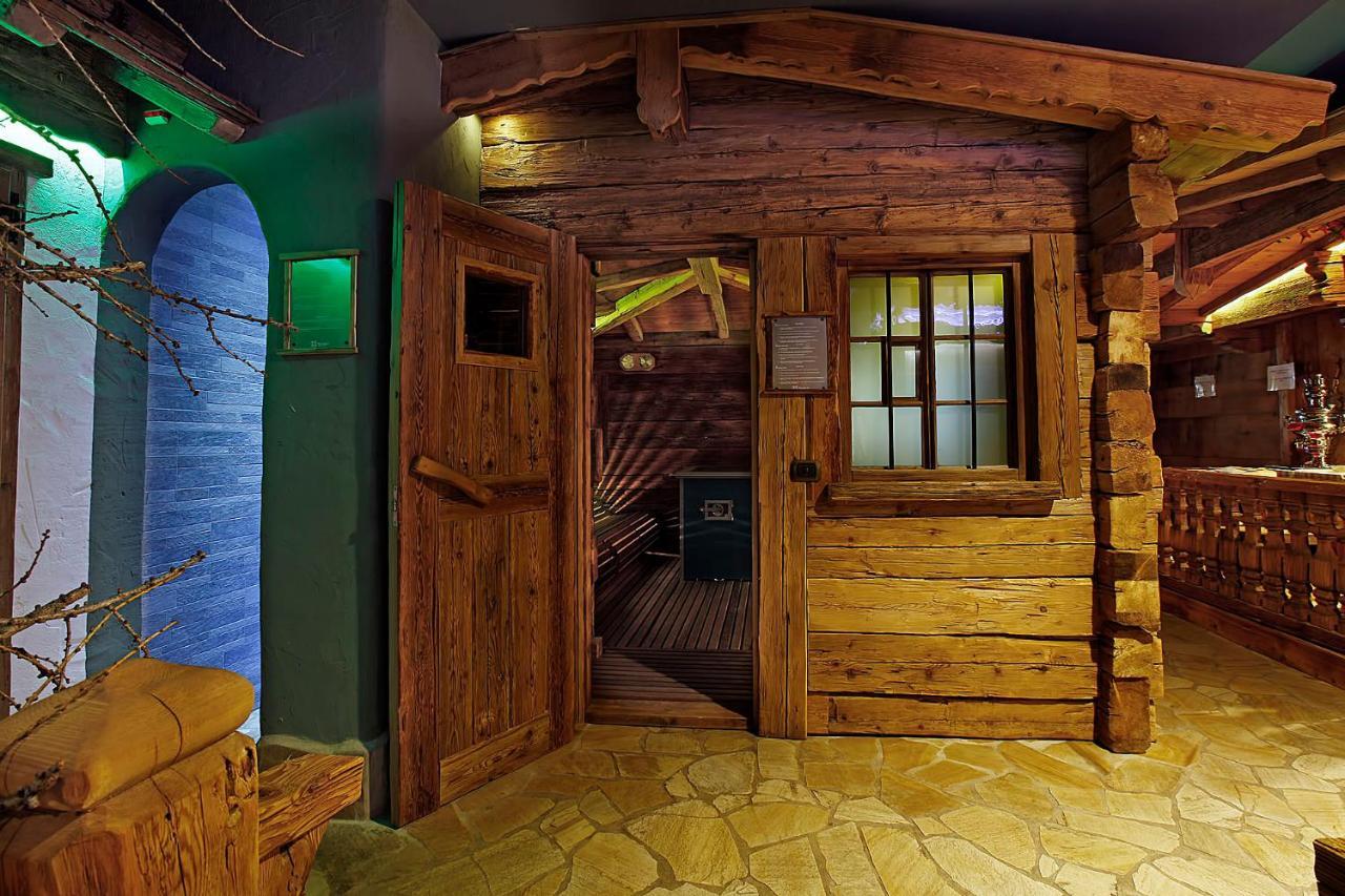 Hotel Arnika Wellness Passo San Pellegrino Exterior photo